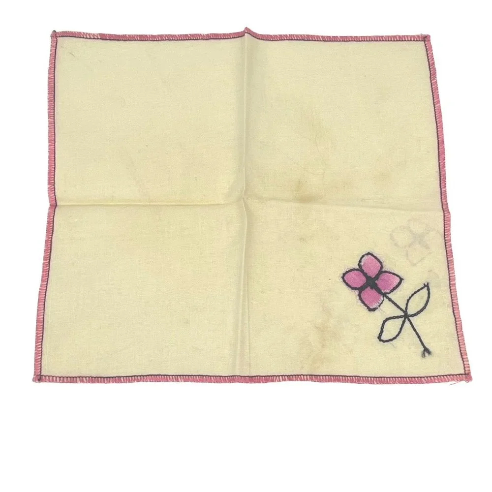 Vintage Set of 4 Linen Cocktail Luncheon Napkins Pink Flower Embroidered